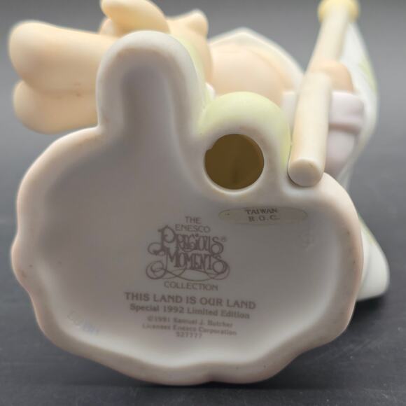 Precious Moments Knight Soldier Figurine 1992 This Land is Our Land - Picture 5 of 6